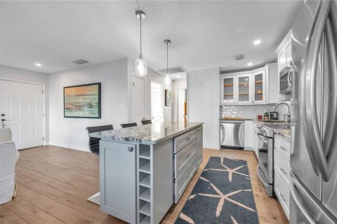 Copropriété à louer à Saint Petersburg, Floride: 1 chambre, 60.01 m2 № 2099069 - photo 15
