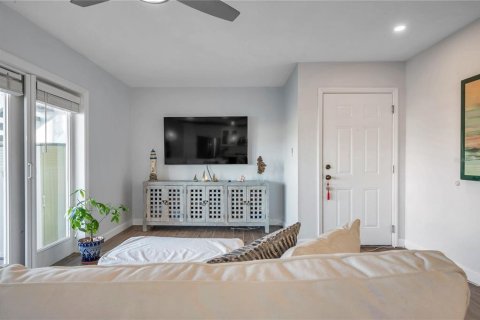 Copropriété à louer à Saint Petersburg, Floride: 1 chambre, 60.01 m2 № 2099069 - photo 6