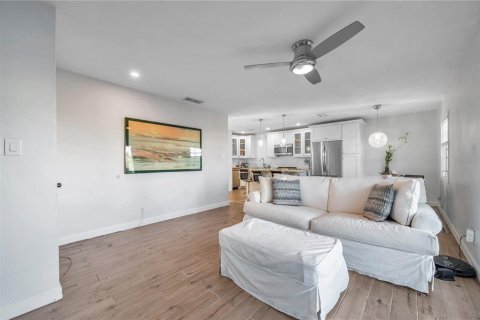 Copropriété à louer à Saint Petersburg, Floride: 1 chambre, 60.01 m2 № 2099069 - photo 5