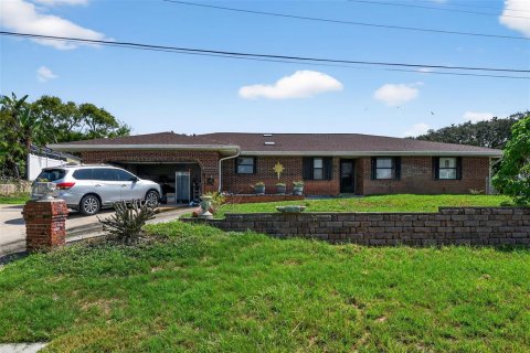 Casa en venta en Port Orange, Florida, 3 dormitorios, 201.41 m2 № 1916061 - foto 1
