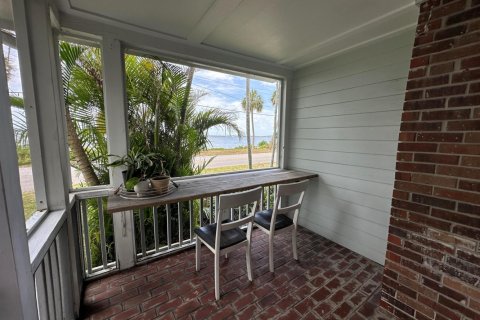 Villa ou maison à Jensen Beach, Floride 3 chambres, 190.82 m2 № 2260286