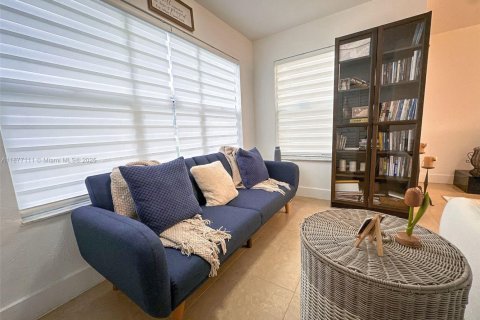 Condo in Sunrise, Florida, 2 bedrooms  № 1921866 - photo 5