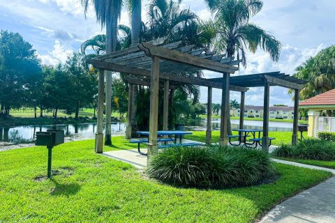 Condo in Sunrise, Florida, 2 bedrooms  № 1921866 - photo 20