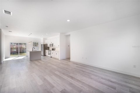 Villa ou maison à vendre à Citrus Springs, Floride: 4 chambres, 151.43 m2 № 1810417 - photo 2