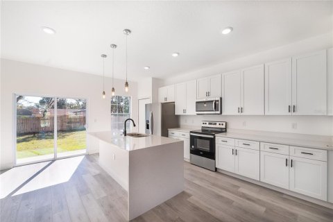 Villa ou maison à vendre à Citrus Springs, Floride: 4 chambres, 151.43 m2 № 1810417 - photo 7