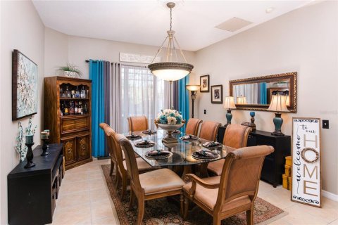 Casa en venta en Davenport, Florida, 4 dormitorios, 239.87 m2 № 1560241 - foto 2
