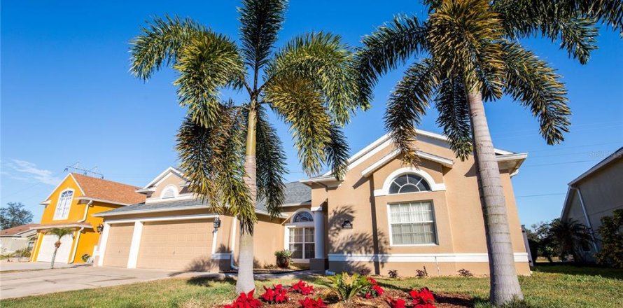 Casa en Davenport, Florida 4 dormitorios, 239.87 m2 № 1560241