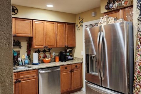Duplex in Lakeland, Florida 2 bedrooms, 94.67 sq.m. № 1917399 - photo 3