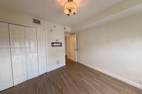 Copropriété à louer à Miami, Floride: 2 chambres, 82.68 m2 № 2073589 - photo 11