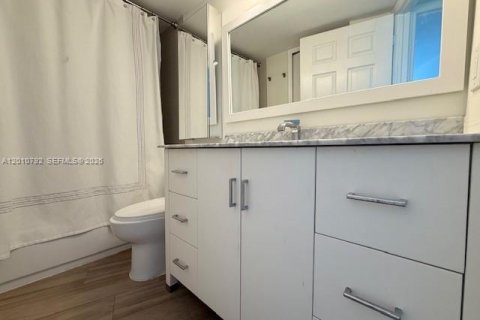 Copropriété à louer à Miami, Floride: 2 chambres, 82.68 m2 № 2073589 - photo 8