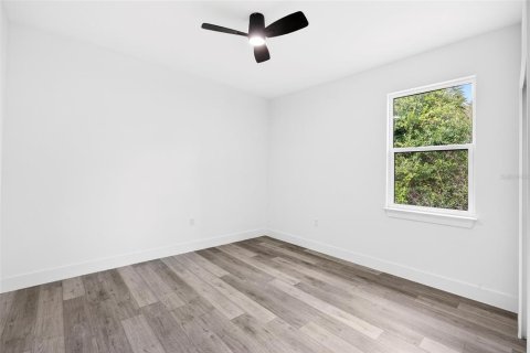 Casa en venta en North Port, Florida, 4 dormitorios, 169.73 m2 № 2101340 - foto 20