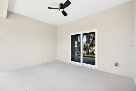 Casa en venta en North Port, Florida, 4 dormitorios, 169.73 m2 № 2101340 - foto 24