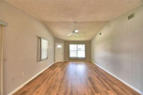Villa ou maison à vendre à Lakeland, Floride: 2 chambres, 107.12 m2 № 2147672 - photo 6