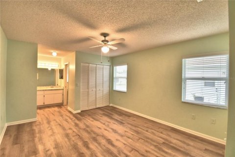 Villa ou maison à vendre à Lakeland, Floride: 2 chambres, 107.12 m2 № 2147672 - photo 23