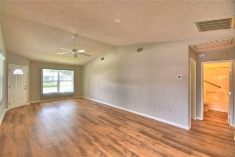 Villa ou maison à vendre à Lakeland, Floride: 2 chambres, 107.12 m2 № 2147672 - photo 10