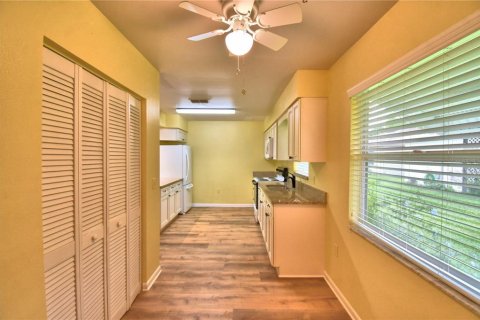 Villa ou maison à vendre à Lakeland, Floride: 2 chambres, 107.12 m2 № 2147672 - photo 13