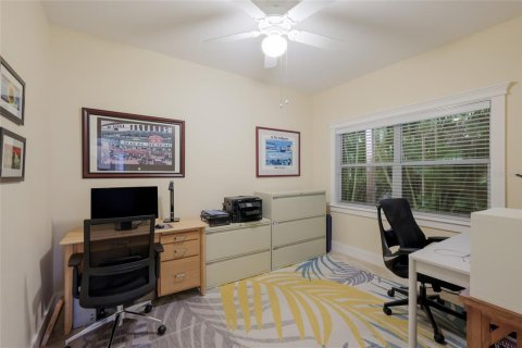 House in Holmes Beach, Florida 5 bedrooms, 290.23 sq.m. № 2166365 - photo 24