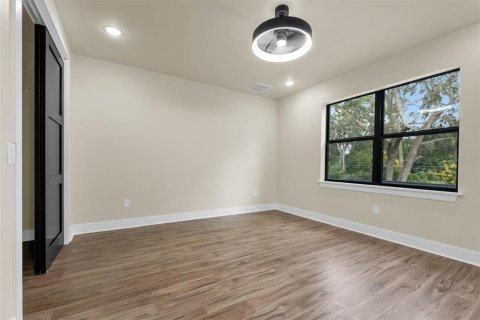 Casa en venta en Orlando, Florida, 3 dormitorios, 296.08 m2 № 2383935 - foto 17