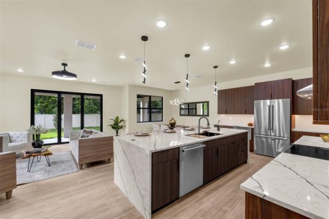 Casa en venta en Orlando, Florida, 3 dormitorios, 296.08 m2 № 2383935 - foto 6