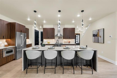 Casa en venta en Orlando, Florida, 3 dormitorios, 296.08 m2 № 2383935 - foto 5