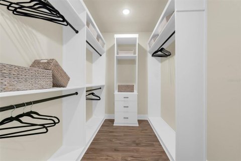 Casa en venta en Orlando, Florida, 3 dormitorios, 296.08 m2 № 2383935 - foto 22
