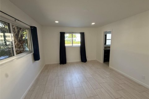 Copropriété à louer à Hallandale Beach, Floride: 2 chambres, 101.45 m2 № 2072042 - photo 17