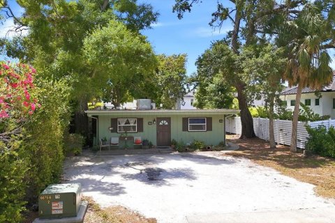 Duplex in Sarasota, Florida 4 bedrooms, 156.08 sq.m. № 2108173 - photo 16