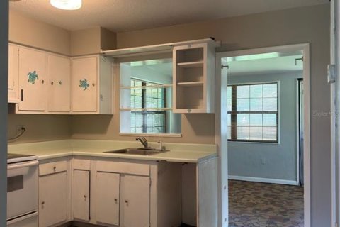 House in Dunnellon, Florida 2 bedrooms, 88.35 sq.m. № 2204406 - photo 9