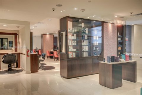 Copropriété à vendre à Miami Beach, Floride: 2 chambres, 102.47 m2 № 2024651 - photo 30