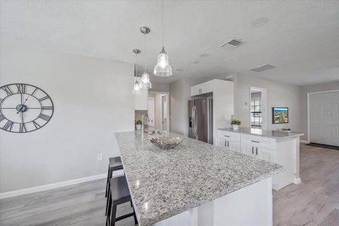 Купить виллу или дом в Венеция, Флорида 4 комнаты, 102.56м2, № 1791141 - фото 14