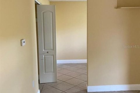 Condominio en alquiler en Altamonte Springs, Florida, 1 dormitorio, 42.92 m2 № 1767821 - foto 9