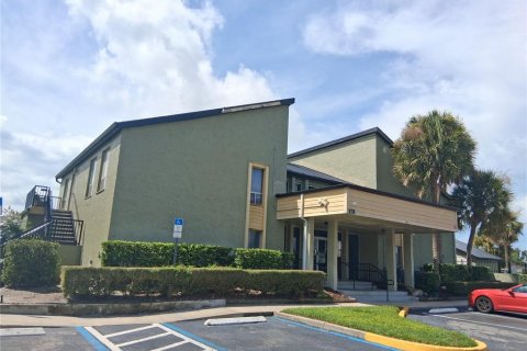 Condominio en alquiler en Altamonte Springs, Florida, 1 dormitorio, 42.92 m2 № 1767821 - foto 12
