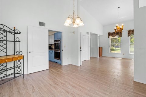 Casa en venta en Apopka, Florida, 3 dormitorios, 220.18 m2 № 2358734 - foto 17