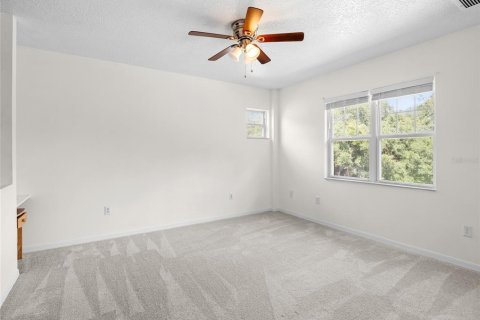 Casa en venta en Apopka, Florida, 3 dormitorios, 220.18 m2 № 2358734 - foto 23