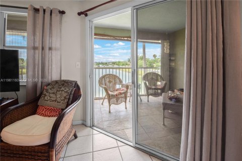 Villa ou maison à vendre à Homestead, Floride: 2 chambres, 107.77 m2 № 2068924 - photo 4