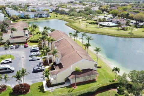 Villa ou maison à vendre à Homestead, Floride: 2 chambres, 107.77 m2 № 2068924 - photo 15