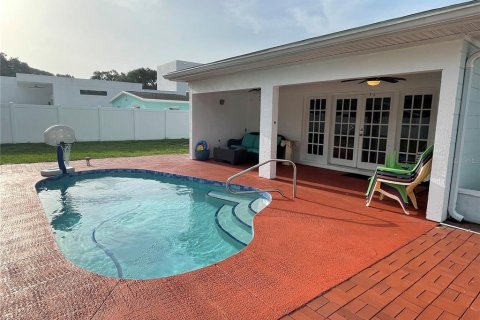 Casa en alquiler en Sarasota, Florida, 3 dormitorios, 130.99 m2 № 1918575 - foto 14