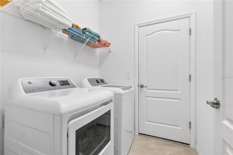 Casa en venta en Punta Gorda, Florida, 4 dormitorios, 188.31 m2 № 1743395 - foto 11