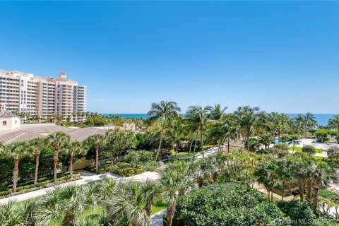 Condominio en venta en Key Biscayne, Florida, 3 dormitorios, 233.18 m2 № 1939266 - foto 1