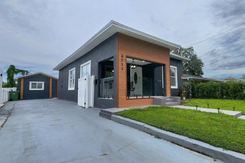 Villa ou maison à vendre à Tampa, Floride: 3 chambres, 111.48 m2 № 2396611 - photo 3