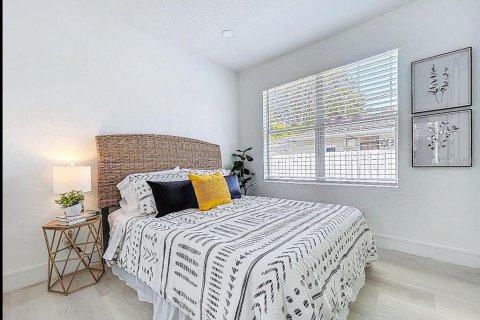 Villa ou maison à vendre à Tampa, Floride: 3 chambres, 111.48 m2 № 2396611 - photo 24