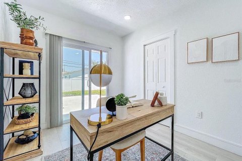 Villa ou maison à vendre à Tampa, Floride: 3 chambres, 111.48 m2 № 2396611 - photo 16