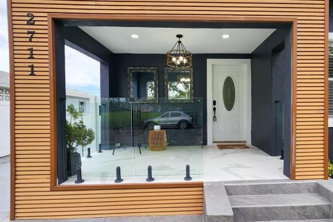 Villa ou maison à vendre à Tampa, Floride: 3 chambres, 111.48 m2 № 2396611 - photo 5