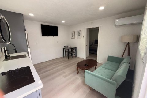 Villa ou maison à vendre à Tampa, Floride: 3 chambres, 111.48 m2 № 2396611 - photo 30