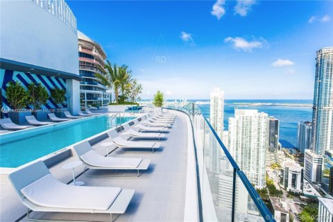 Condo in Miami, Florida, 1 bedroom  № 1763340 - photo 17