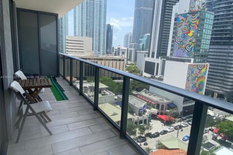 Condo in Miami, Florida, 1 bedroom  № 1763340 - photo 22