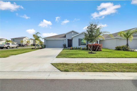 Villa ou maison à vendre à Lehigh Acres, Floride: 4 chambres, 179.95 m2 № 1839719 - photo 19