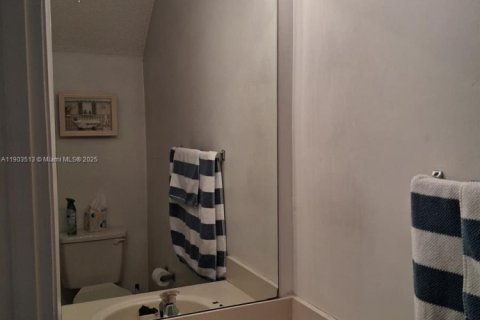 Townhouse in Pembroke Pines, Florida 3 bedrooms, 151.9 sq.m. № 1955037 - photo 22