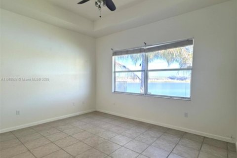 House in Homestead, Florida 3 bedrooms, 132.48 sq.m. № 1970752 - photo 14