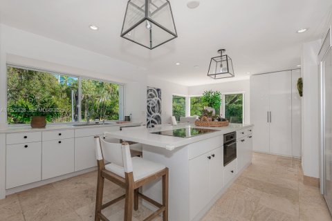 Купить виллу или дом в Корал-Гейблс, Флорида 5 спален, 411.46м2, № 1997231 - фото 28